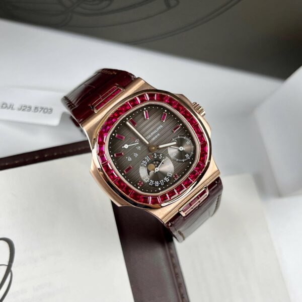 Patek 5712/1R-001 Ruby Swiss Super Clone