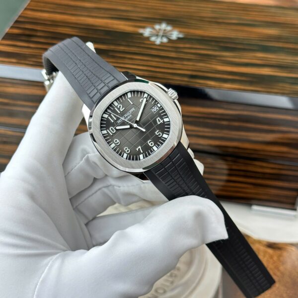 Patek Philippe Aquanaut 5167A-001 Black