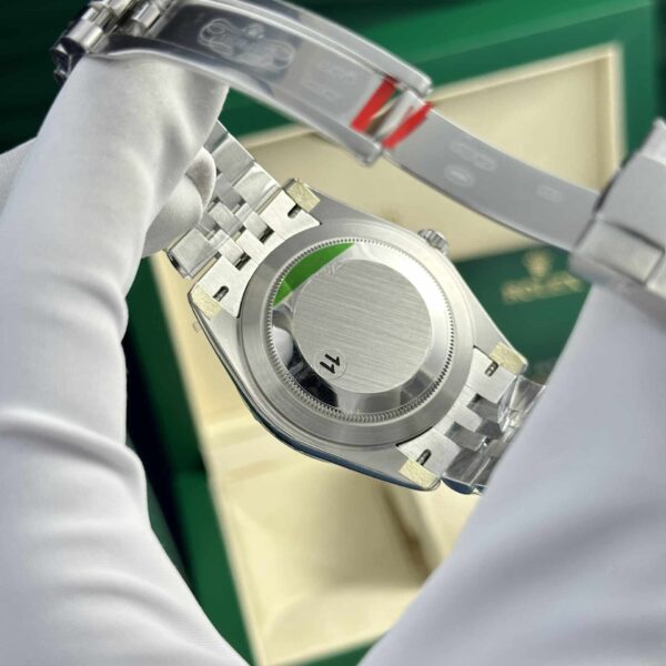 Rolex Datejust 41 126334 Green Dial Swiss Super Clone - Image 6
