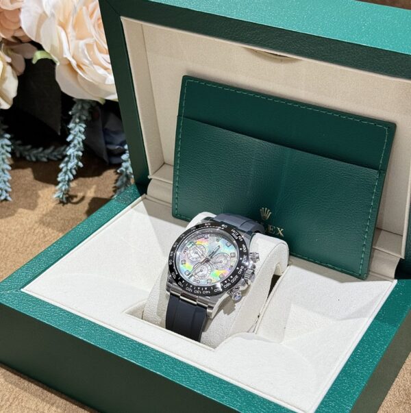 Rolex Replica Watches Daytona Mother Of Pearl And Moissanite Diamonds Dial 40mm - Image 4