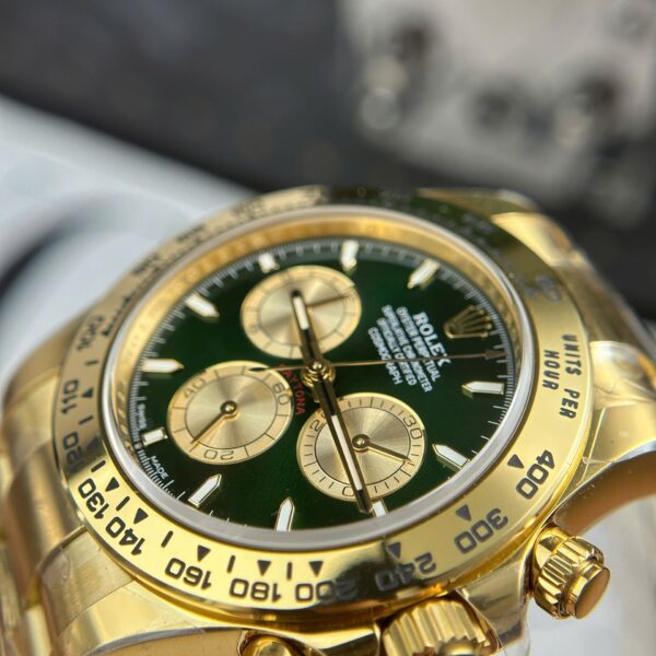 New 2025 Rolex Daytona 126508 Dial Green Oyster Strap 40mm - Image 5