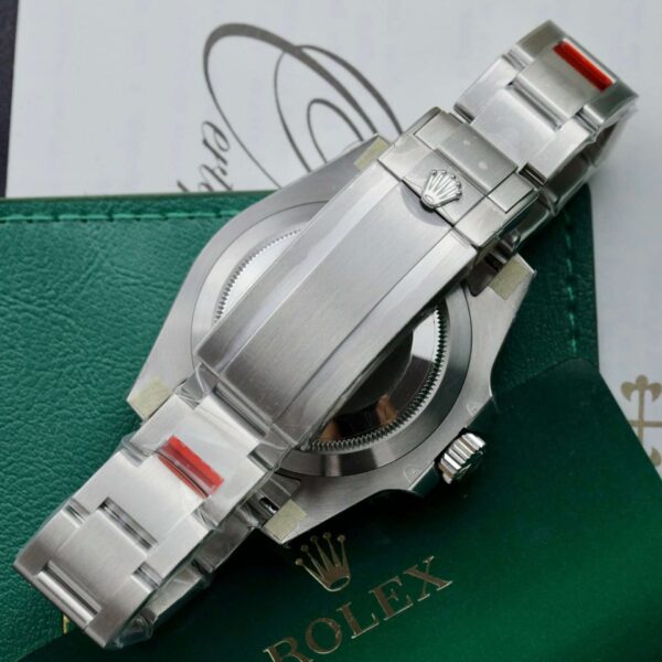 Rolex Best Replica Watch Submariner 116610LV Hulk VS Factory 40mm - Image 8