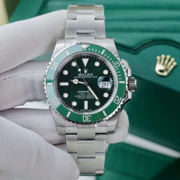 Rolex Best Replica Watch Submariner 116610LV Hulk VS Factory 40mm - Image 2
