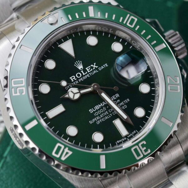 Rolex Best Replica Watch Submariner 116610LV Hulk VS Factory 40mm - Image 5