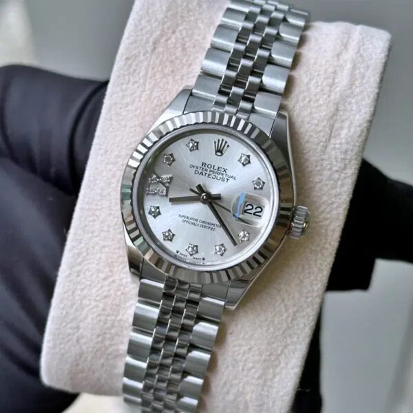 Rolex Lady-Datejust 28 Fluted Bezel - Image 2
