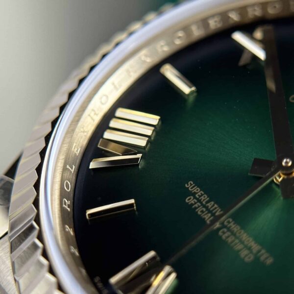 Rolex Day-date Greem Ombre Dial 228238 41mm - Image 7