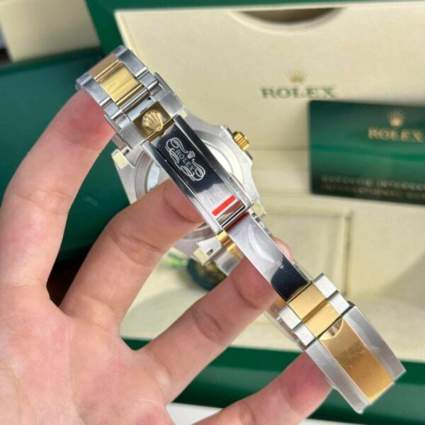 Rolex Submariner 126613LB bluesy 41mm - Image 9