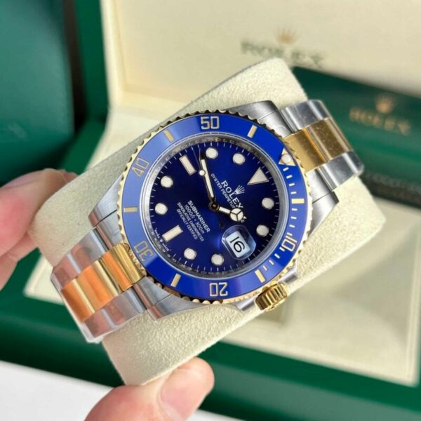 Rolex Submariner 126613LB bluesy 41mm - Image 2